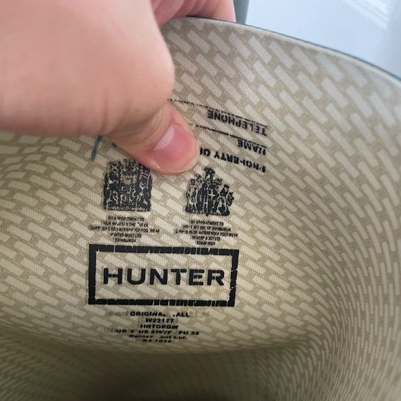 Hunter Original Tall Matte Green Rainboots - Picture 10 of 11